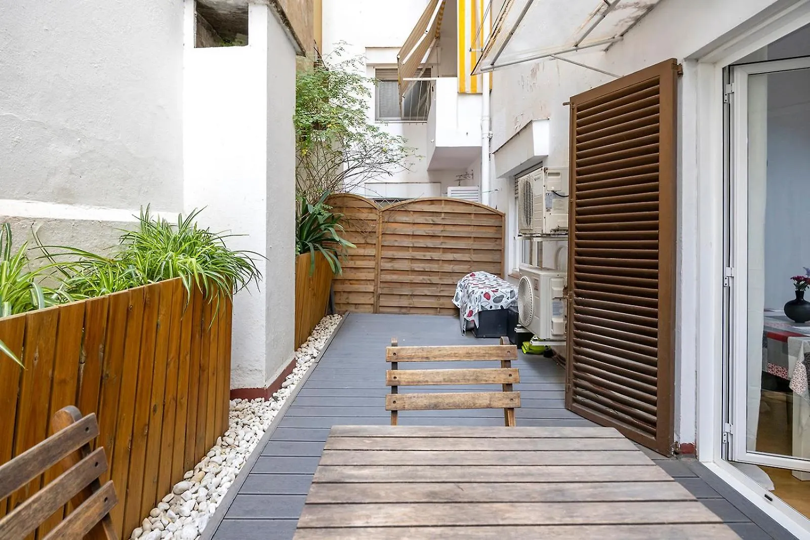 Cozy Terrace In Eixample Apartment Barcelona