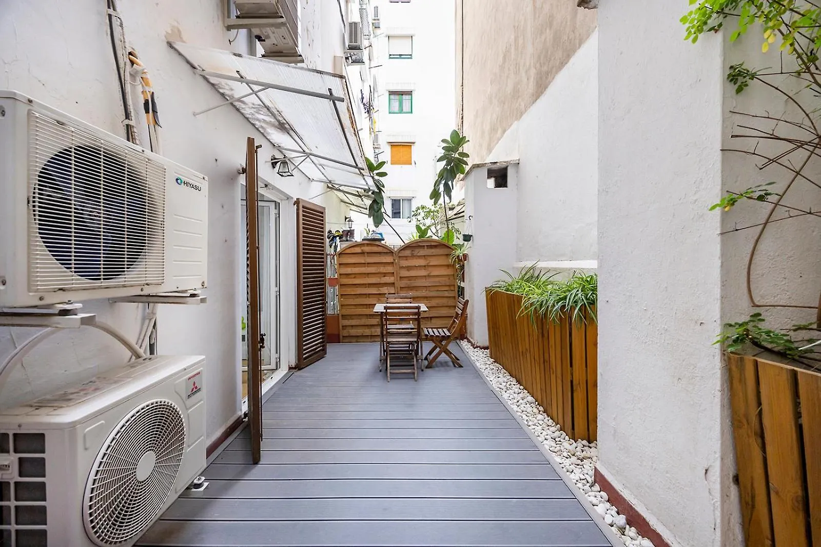 Cozy Terrace In Eixample Apartment Barcelona